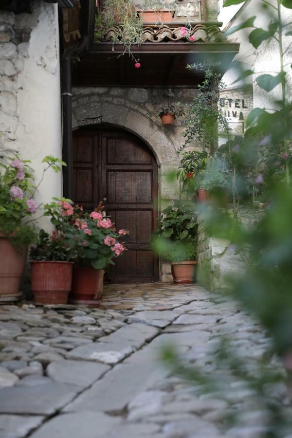 Guest House Mikel Берат Екстер'єр фото